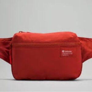 Lululemon Clean Lines Belt Bag Red Rock NWT